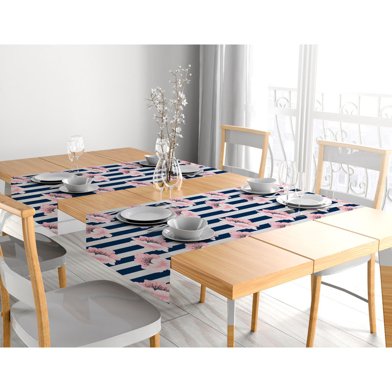 Hollomon Table Runner