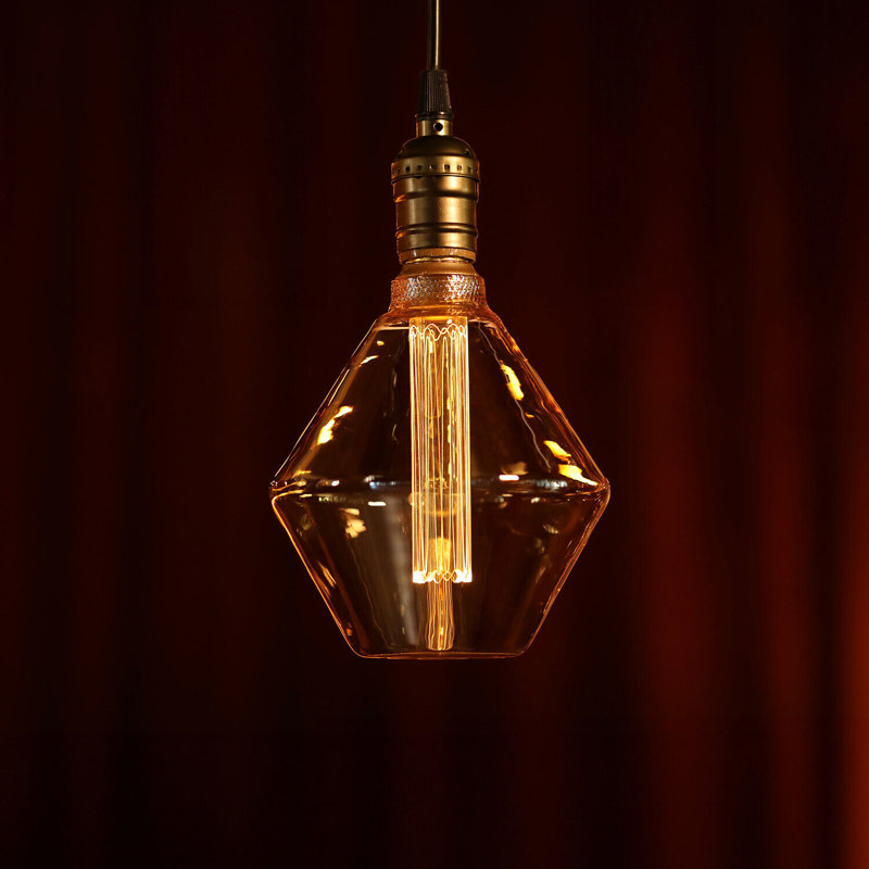 3,5 watts (équivalent à 13 watts), ampoule à intensité variable, culot E26 / moyen (standard)