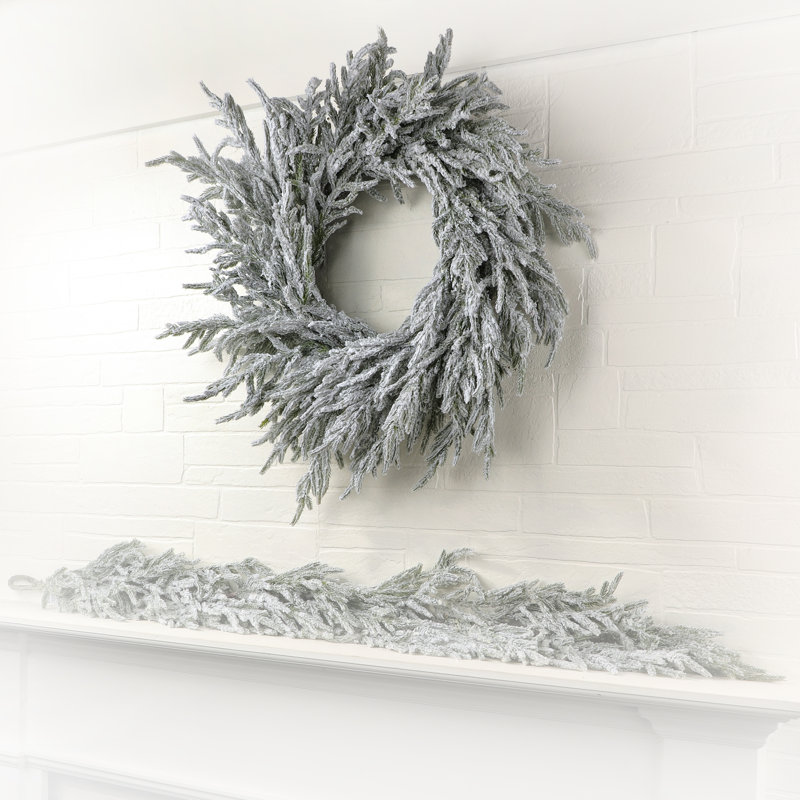 Couronne florale 23,62 po Real Touch