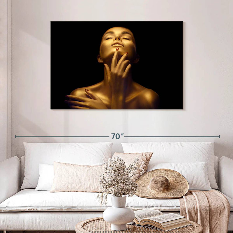 Shuttleworth Lady Gold Chic, 30'' H X 45'' W