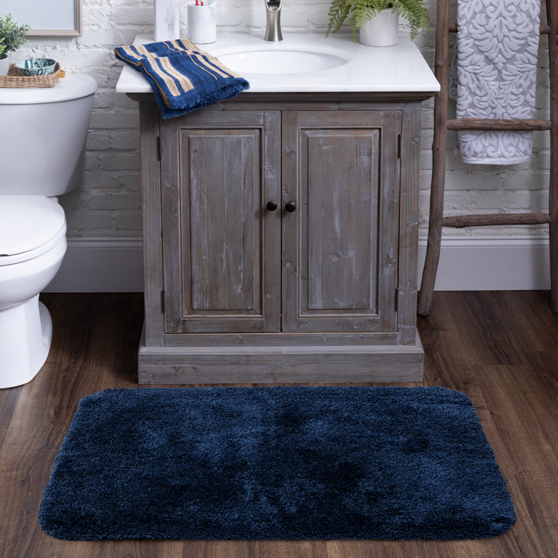 Tapis pour salle de bain Galena, L 24 po x L 40 po, Bleu marine
