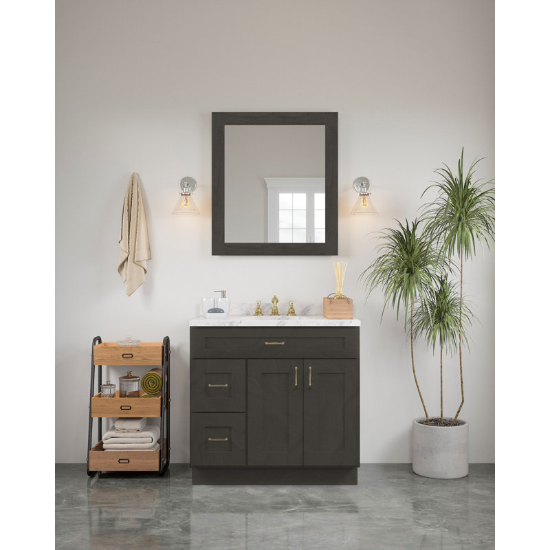 Miroir de salle de bain 30 po x 34 po Shaker, Gris fumé