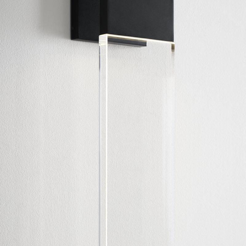 Kulma - Light LED Outdoor Wall Light, Black, 20.4" H x 4.5" W x 3" D