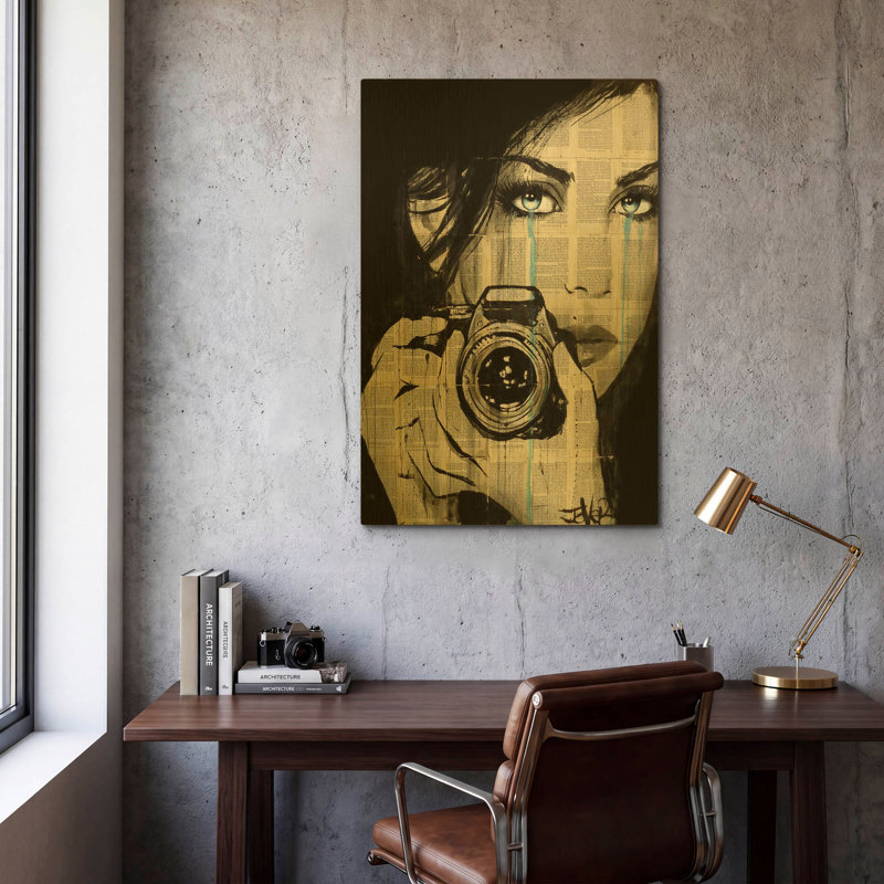 «Caught» par Loui Jover, art mural en métal doré, 24 po x 36 po, 24 po x 36 po