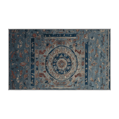 Tapis gris soyeux et moelleux