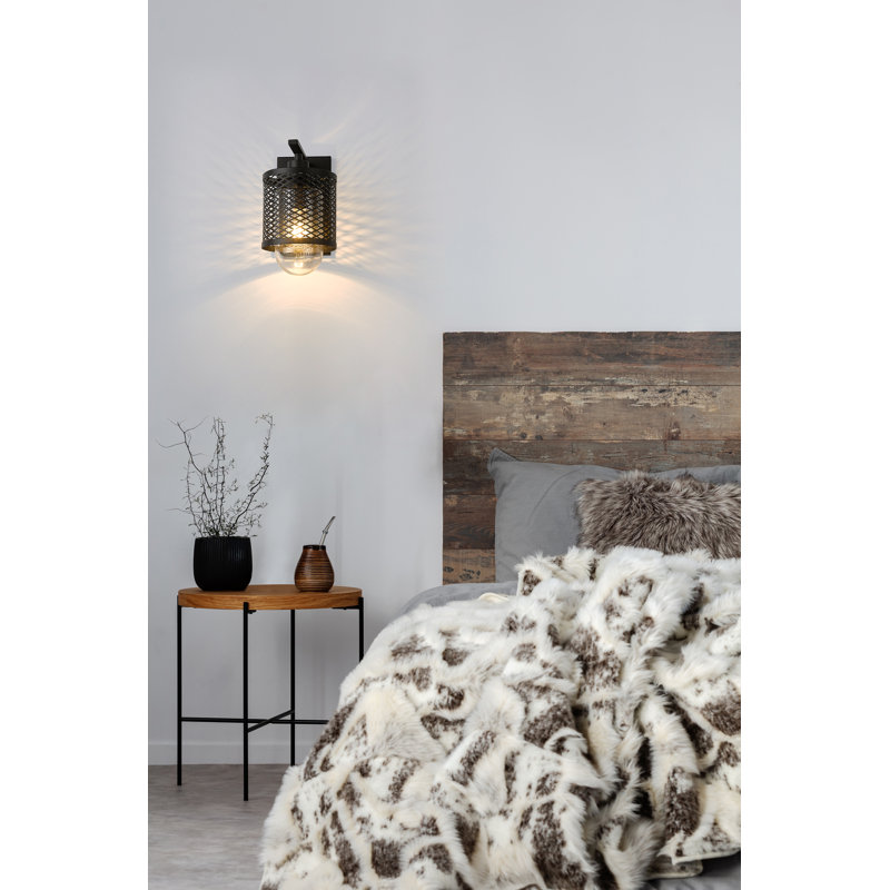 Wallchiere, Matte Black