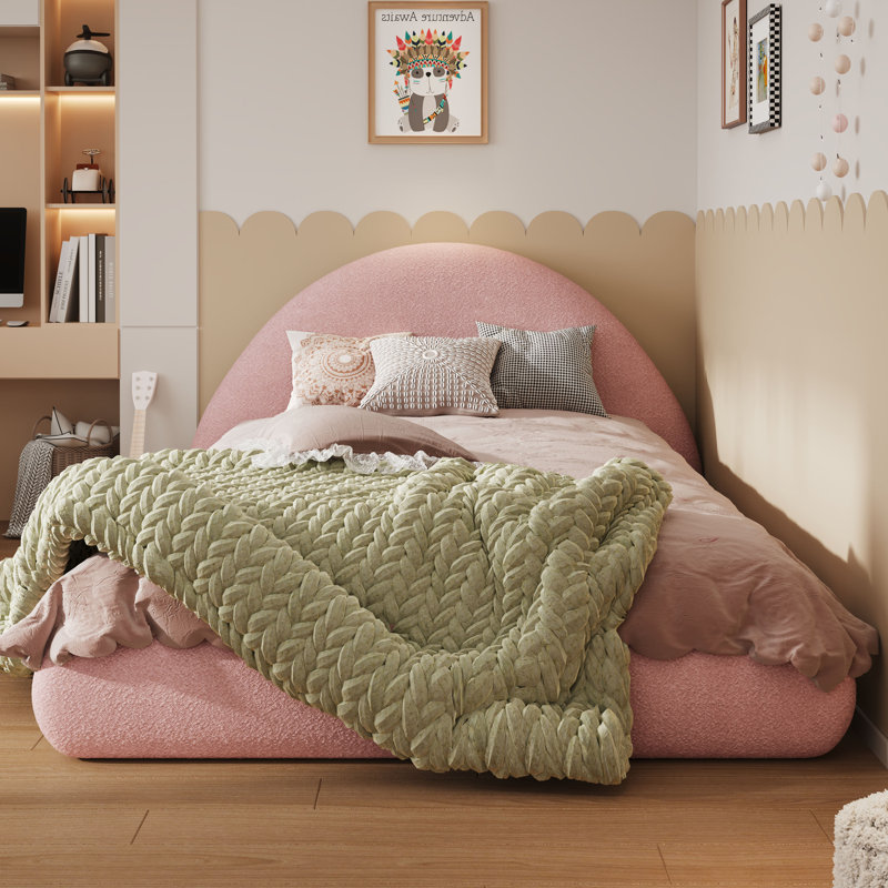 Lit plateforme tapissier Cleary, Pink Fleece