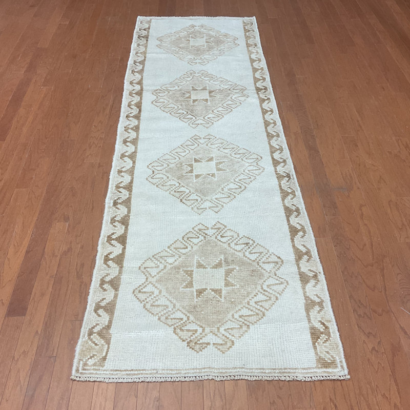 Bungalow Rose Handmade Turkish Oushak Wool Runner