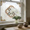 Orchidée artificielle dans un vase en verre avec fausses eaux et pierres - Fleurs de phalaenopsis blanches en soie réalistes pour la maison et le bureau