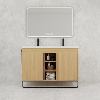 Meuble-lavabo autoportant 48 po en chêne avec lavabo double en résine, portes à fermeture en douceur, tablettes de rangement ouvertes et quincaillerie en aluminium
