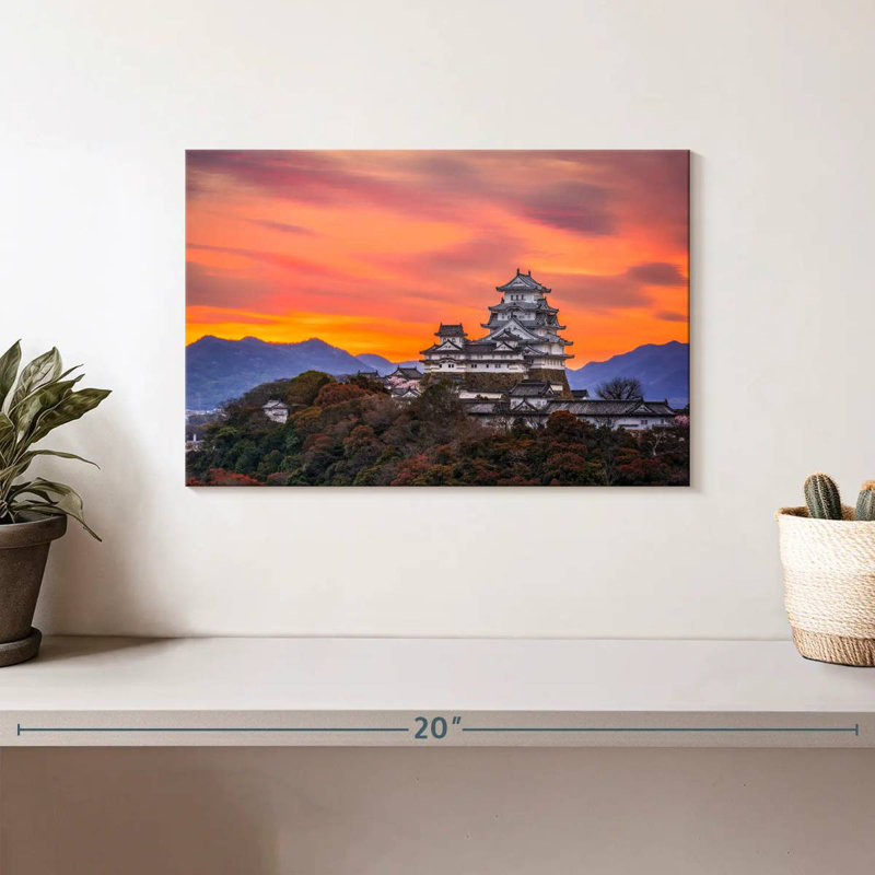Lilie Himeji Castle Dawn, 8" H x 12" W