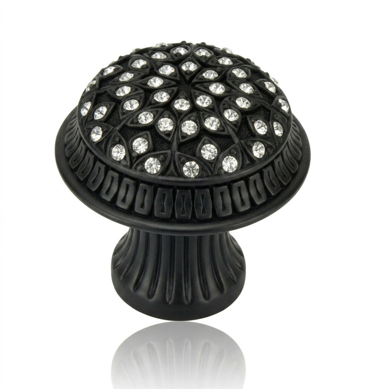 HAMPTON KNOB; CLEAR CRYSTAL, MATTE BLACK
