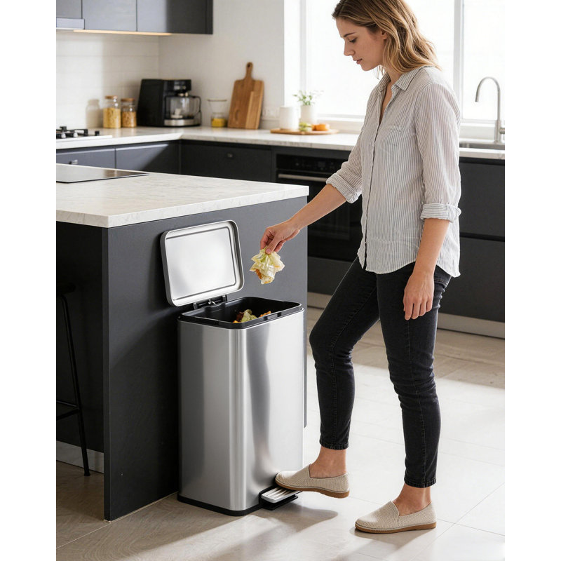 Poubelle en acier inoxydable de 13 gallons avec couvercle à fermeture douce et seau intérieur amovible pour la maison de bureau