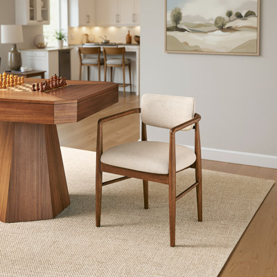 CHAISE HEXTON