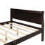 Grand lit plateforme en bois