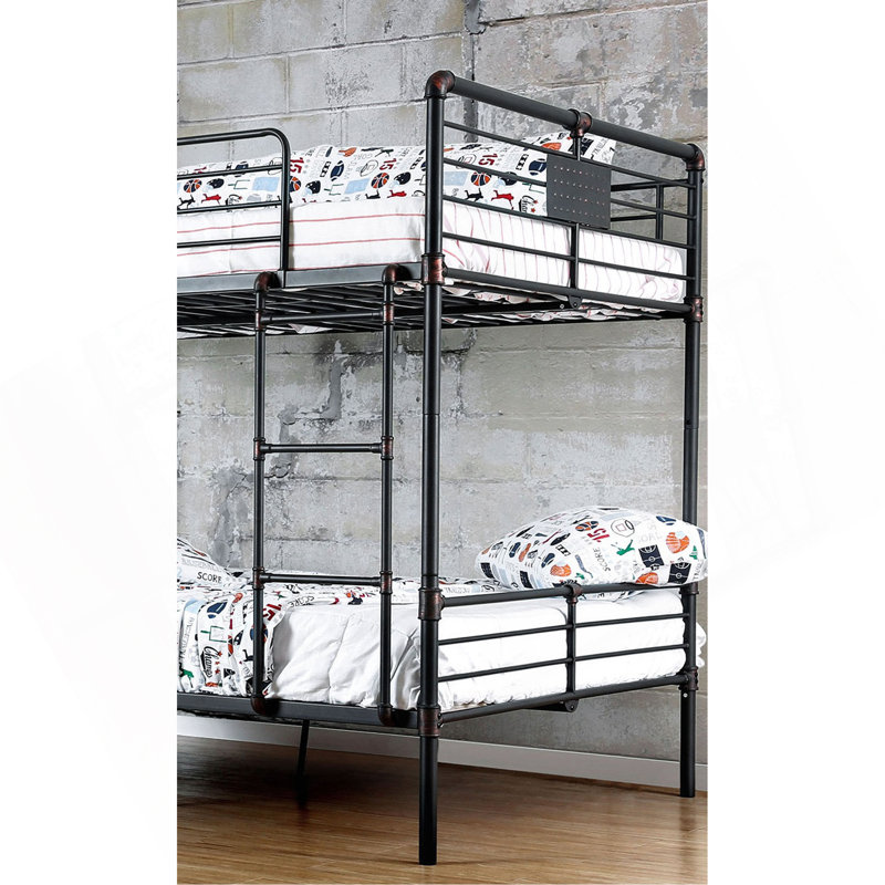 Échelle attachée à la structure supérieure d'inspiration de tuyau de lit superposé en métal , Lit double