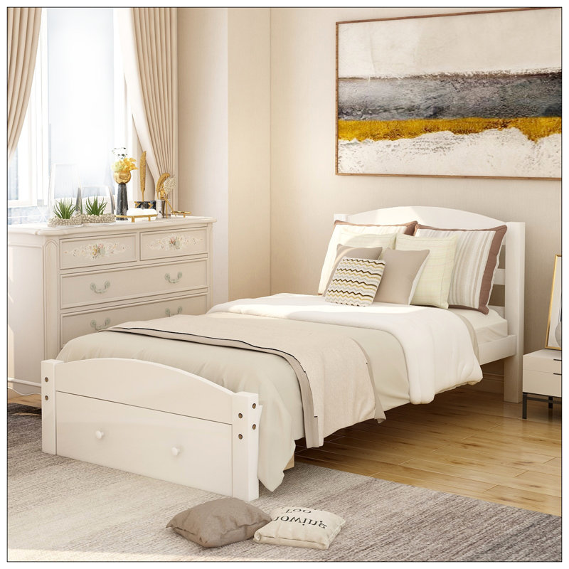 Lit pour chambre à coucher, Noyer