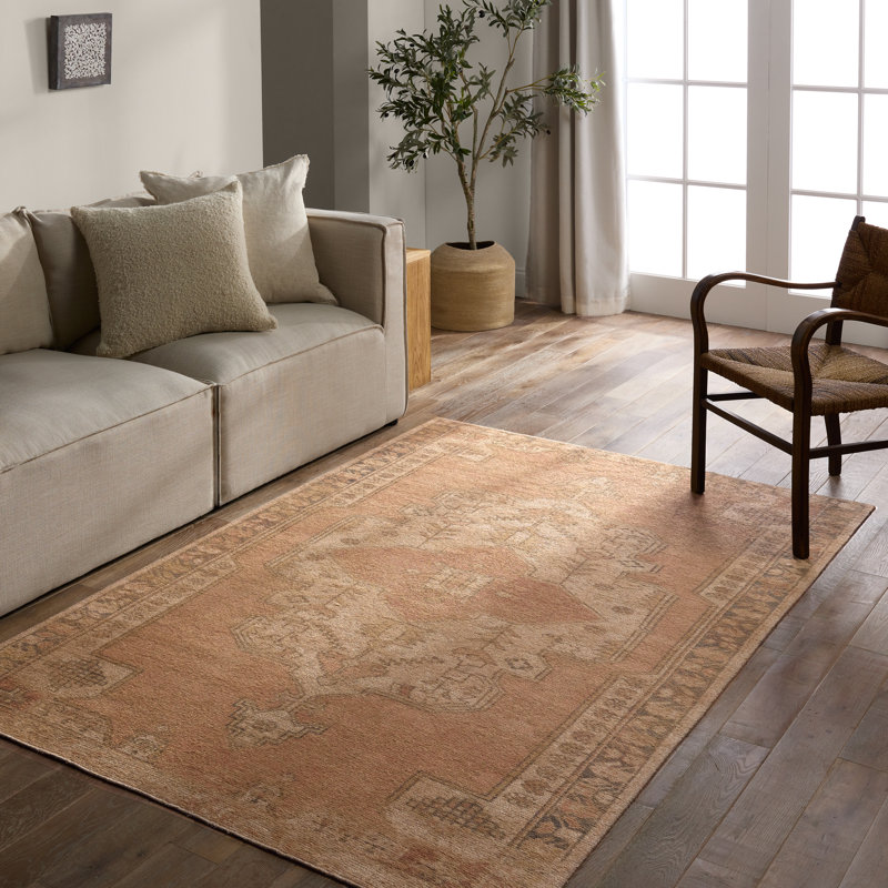 Vibe by Bungalow Rose Nico Powerloomed Medallion Area Rug, Rectangle 4' x 6'