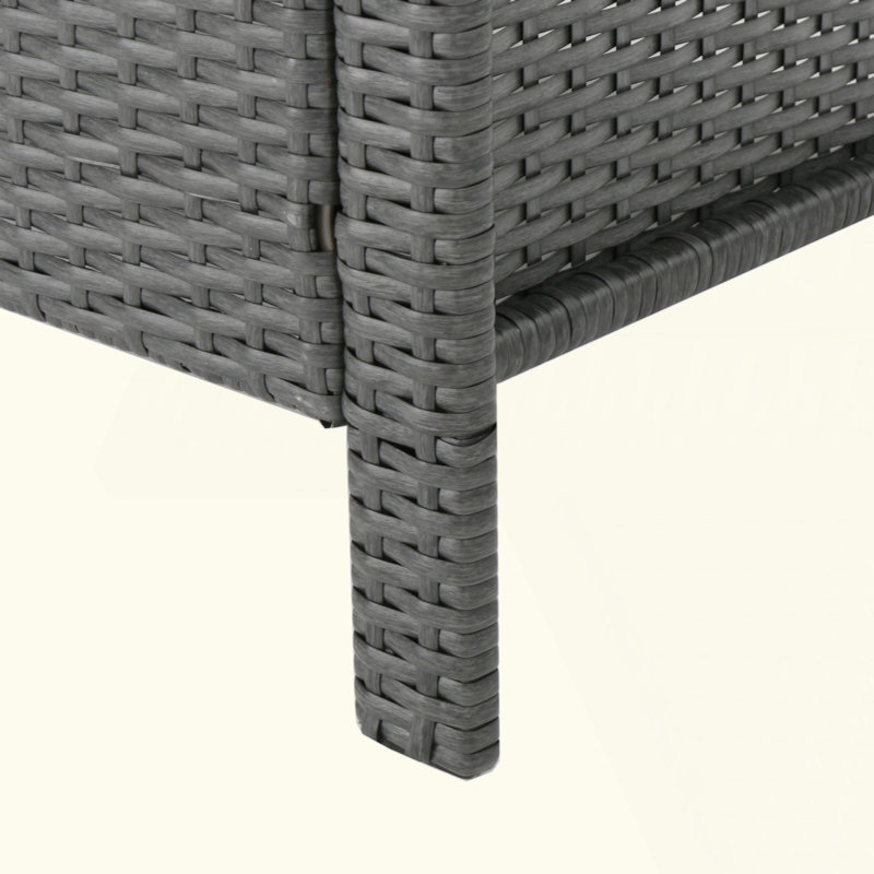 Ensemble de conversation avec canapé en rotin 4 pièces avec coussins Blarwood, Structure grise / coussins argent, Gris
