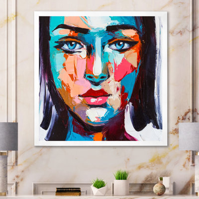 Portrait coloré d'une jeune femme IV - on