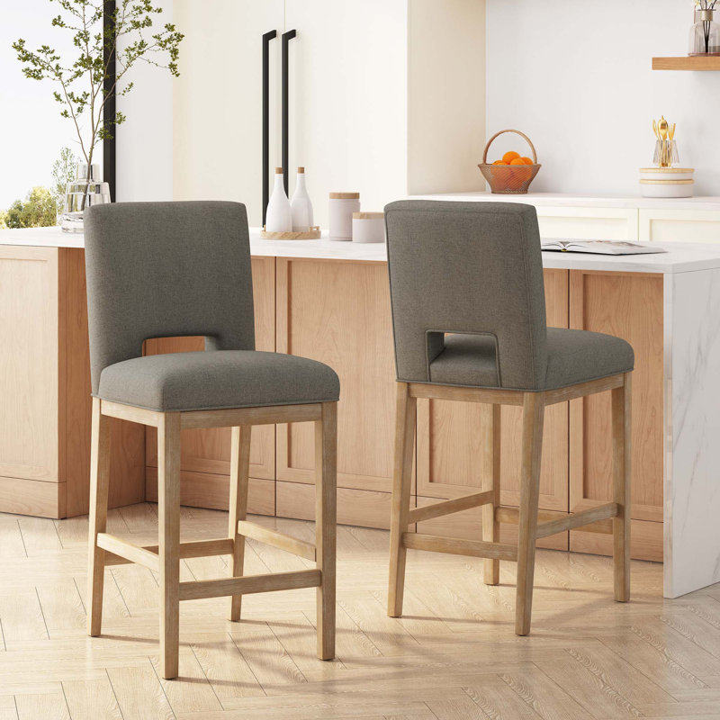 Tabouret de bar en bois pour le salon