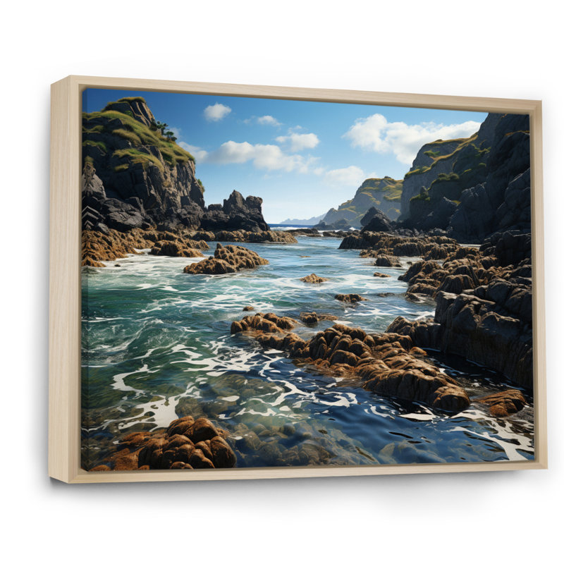 Rocky Beach Coastal Contrast, Cadre flottant brun, 16" H x 32" W