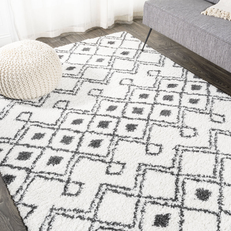 Caimari Moroccan Diamond Shag White/Gray Rug, Rectangle 5'1" x 8'