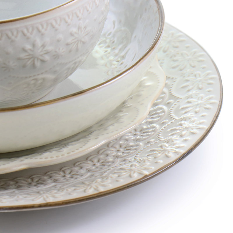 Ivory Embossed Ceramic 16-Piece Dinnerware Set with Scalloped Edges