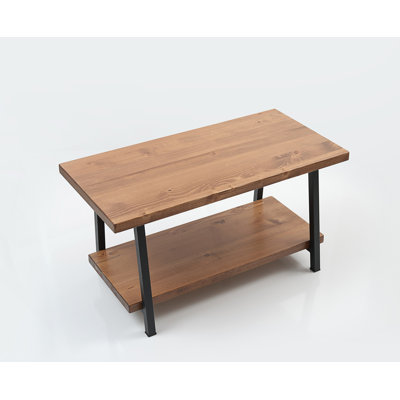 Table basse rustique avec tablette