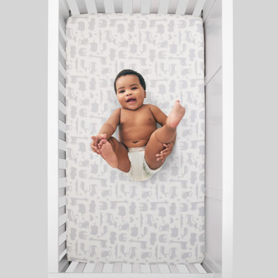 Drap-housse pour lit de bébé