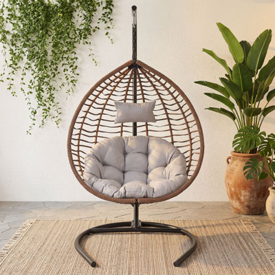 Chaise hamac pliante en PEHD avec support en fer, coussin et appui-tête amovible pour l'extérieur et l'intérieur