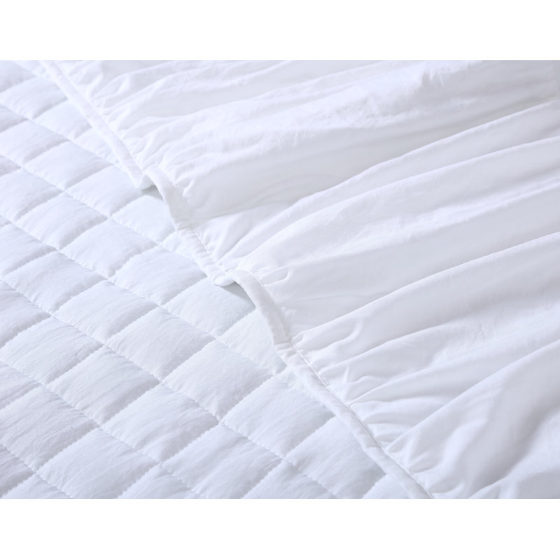 Cedra Quilt Collection Traditional Polyester Quilt, White, King Quilt + 2 Shams