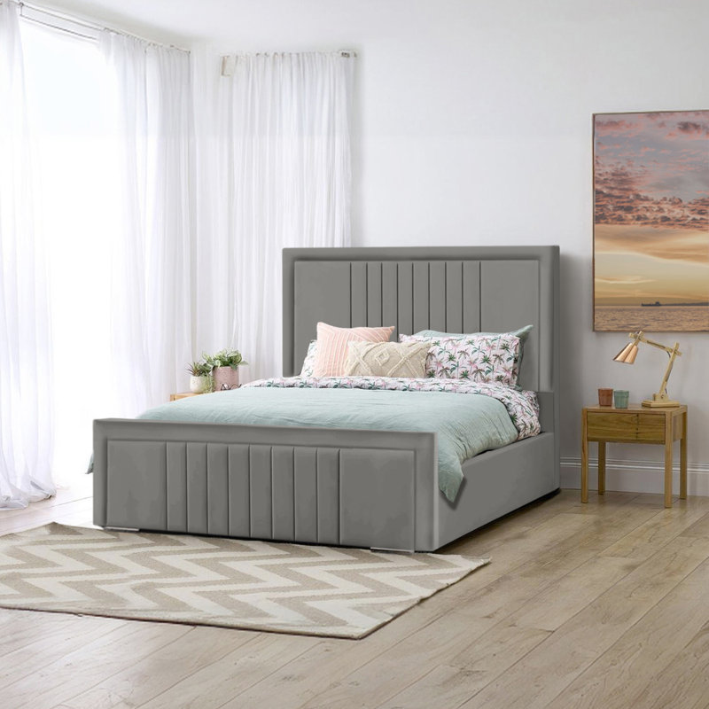 Amandaleigh Bed, Double (4'6), Grey