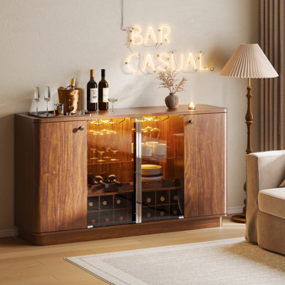 Armoire à vin sur pieds 60 "avec lumières à DEL, buffet en bois avec portes en verre, tablettes réglables et support à vin pour la salle à manger