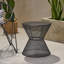Table d'appoint chic, fabriquée en fer, noir mat, silhouette arrondie, 17,87 po Table profonde X 17,78 po de hauteur, construction en maille Breezy, hauteur, base carrée