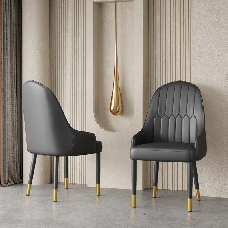 Chaise Perkoff, Noir