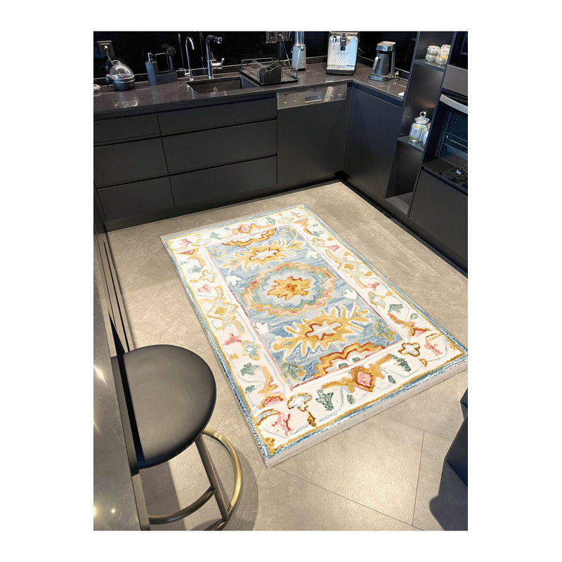 Tapis lavable décoratif floral bleu à motif floral traditionnel, Sous-tapis rectangulaire 4 pi 7 po x 6 pi 7 po inc
