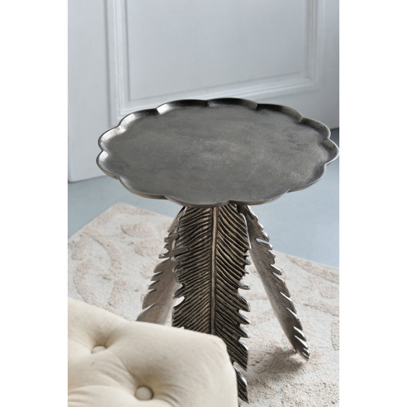 Chestle Tray Top End Table