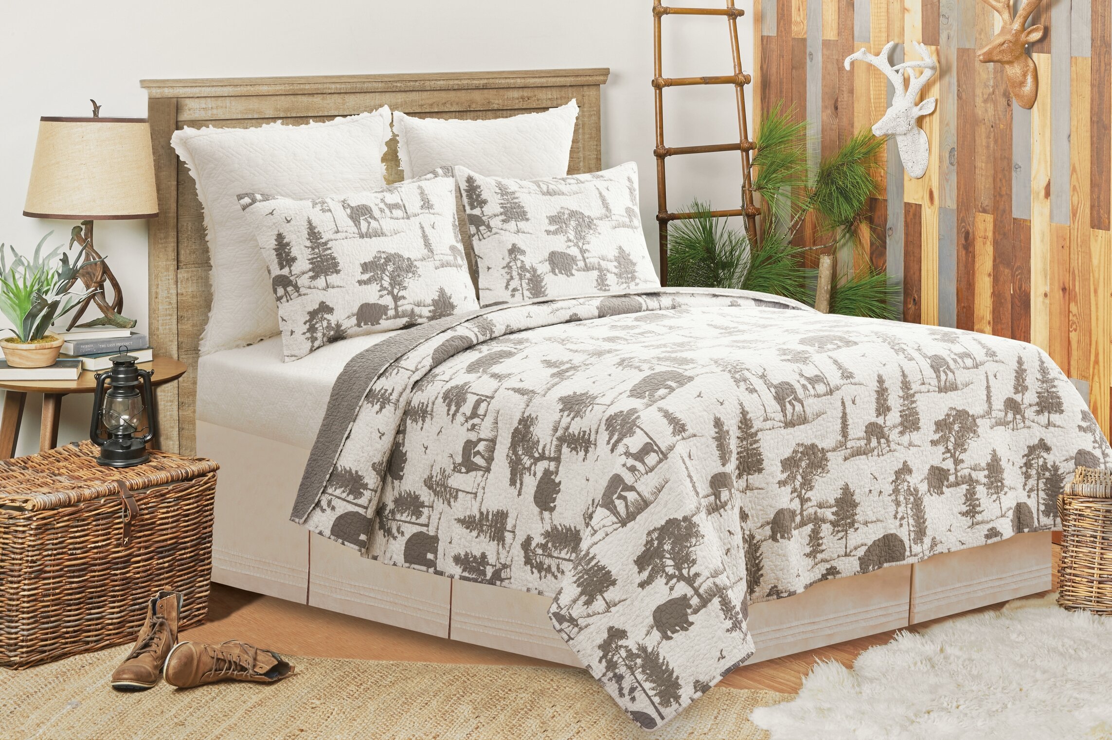 Loon Peak® Alienna 100% Cotton Quilt Set