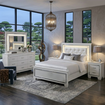 Queen Bedroom Set, Drawer Storage, White, 4 Piece Set With 2 Nightstands And Dresser