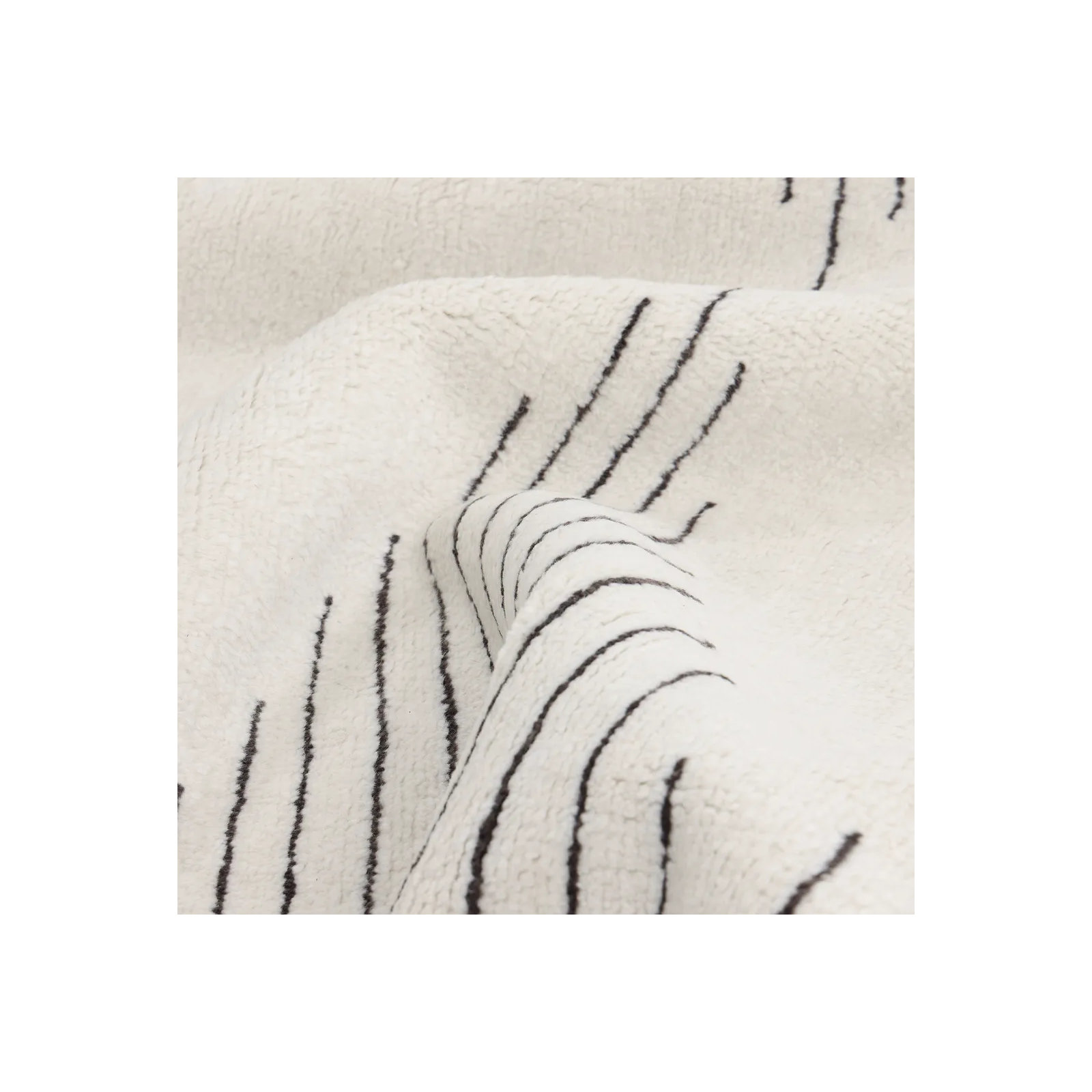 Thurman Handmade Rug, Rectangle 5' x 8'