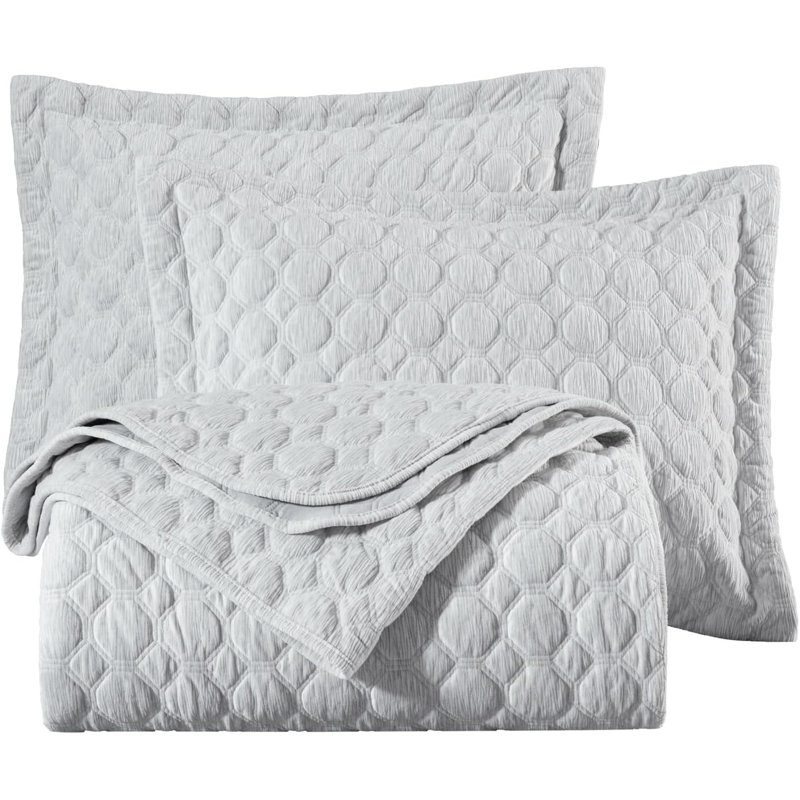 Lightweight Soft Octagon Stitched Jacquard Velvet Quilt Set , King Quilt + 2 King Shams, Gray