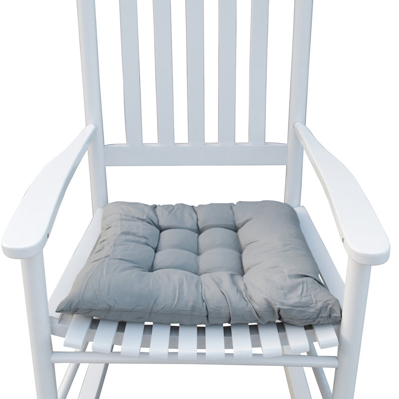 Siège à bascule de véranda en bois massif blanc - Offre une expérience d'assise confortable avec un accoudoir large et un dossier à lattes. Assemblage facile requis Peut supporter une chaise de 250 lb dans un endroit relaxant