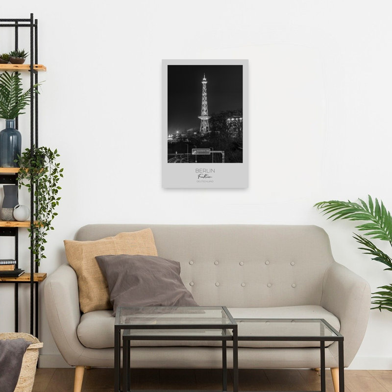 «Illuminated Berlin Funkturm Modern Abstract Contemporary Architecture City», reproduction d'art murale, H 24 po x l 16 po