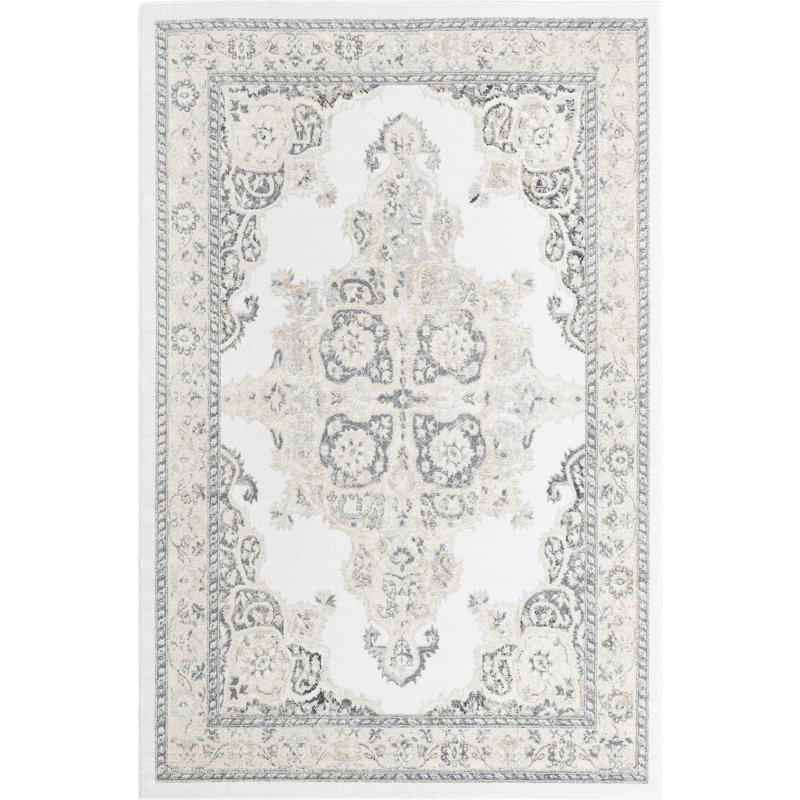 Makay Oriental Indoor Rug, Rectangle 6' x 9'