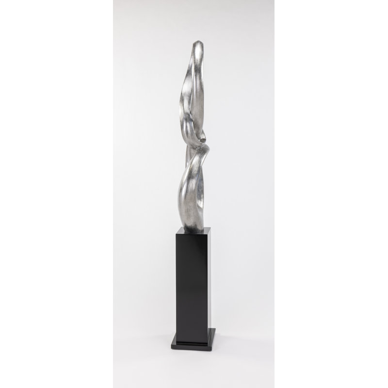 Figurines & Sculptures