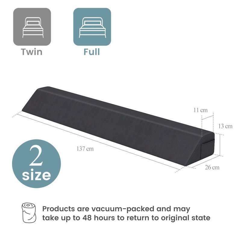 Daphne Polyester / Polyfill Pillow, 13 x 137 cm