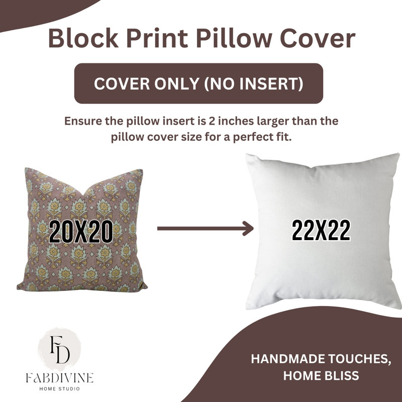 Housse de coussin décoratif à motif de fleurs brunes fabriquées à la main Fabividine - Kusum, 24"H x 24"W, Square