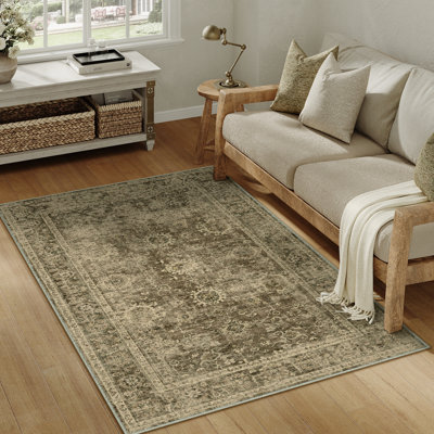 Tapis oriental lavable à la machine Romola pour salon avec envers antidérapant