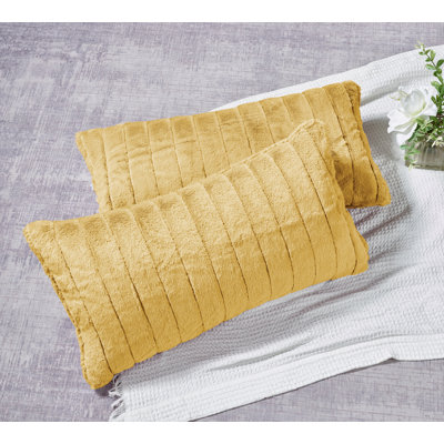Super Mink Polyester Zip Pillow Cover